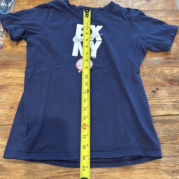 Nike 100% Cotton BXNY NY Yankees Kid T-Shirt Navy White Writing Medium 10/12 EUC - Picture 4 of 5